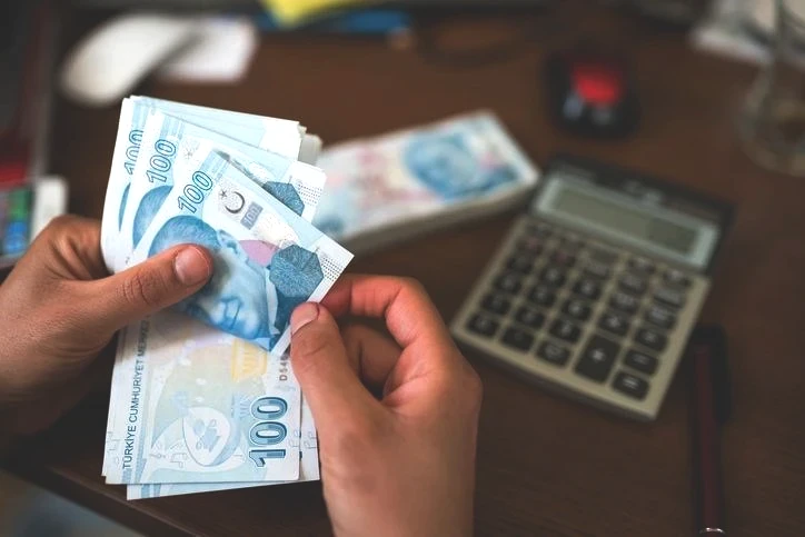 Kamu işçisi maaş zammı 2025 ne kadar olacak? Kamu işçisi toplu sözleşme zammı için gözler Kabine Toplantısı’nda… - 2