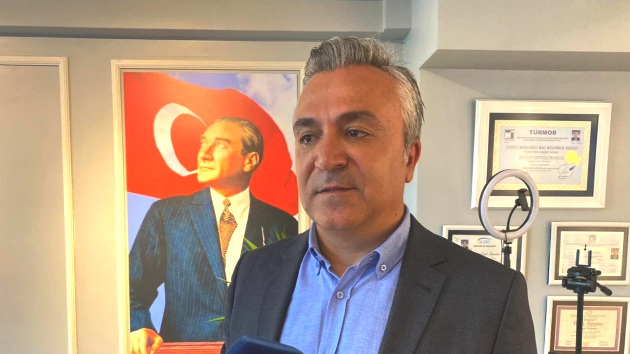 Özgür Erdursun