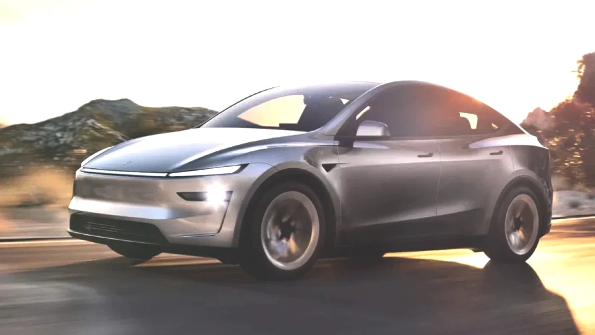 Tesla'dan müjde! Yeni Model Y seri üretime geçti, Türkiye'de merakla beklenen SR modelinin menzili