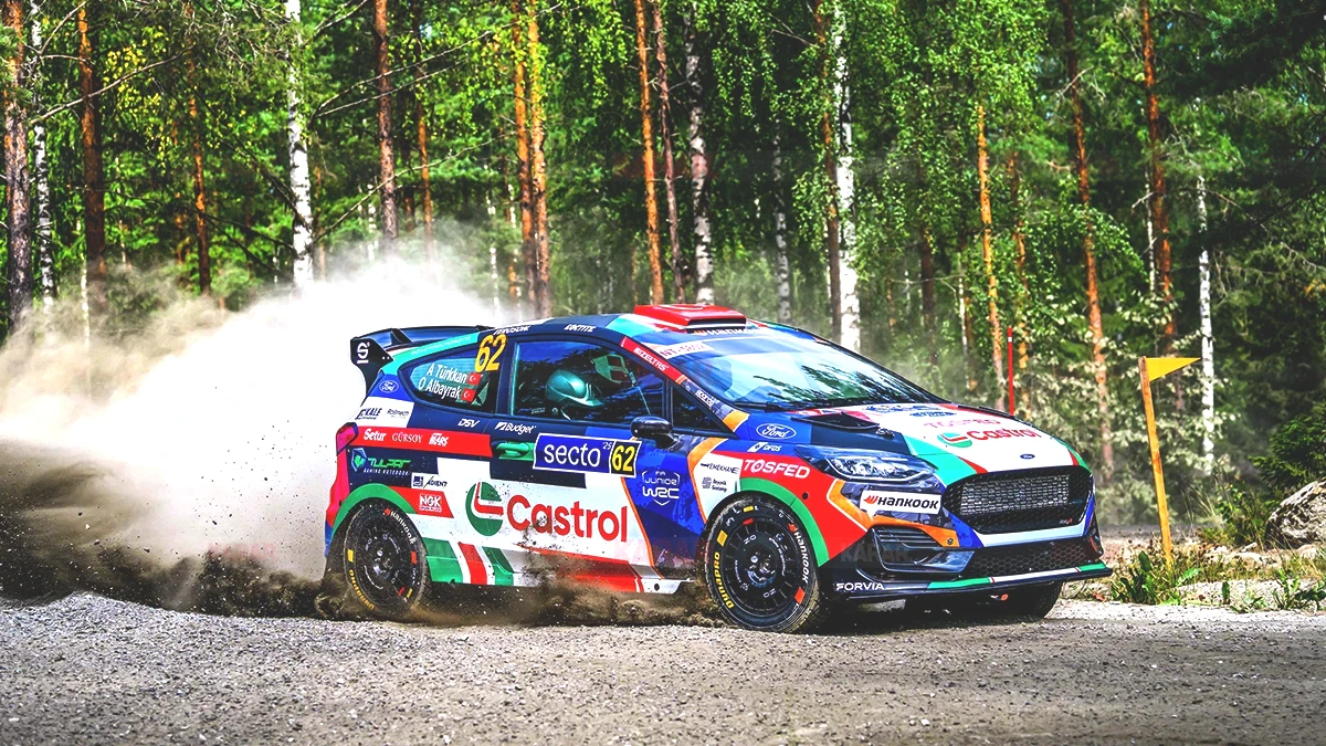castrol-team-ford-turkiye-finlandiya.jpg