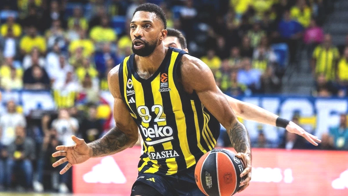 1200x675-khem-birch-1-yil-daha-fenerbahce-bekoda-1754216411915.jpeg